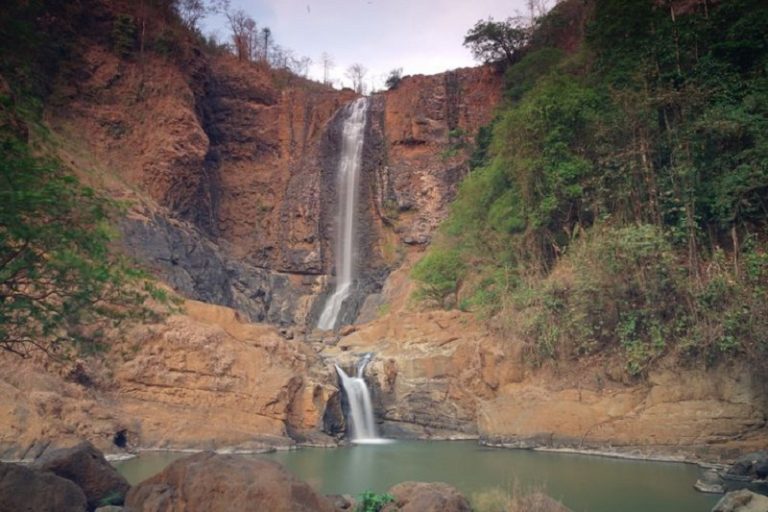 5 Air Terjun Di Geopark Ciletuh Sukabumi Yang Bikin Tenang - Trippers.id