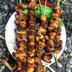 sate ulat sagu dari Halmahera